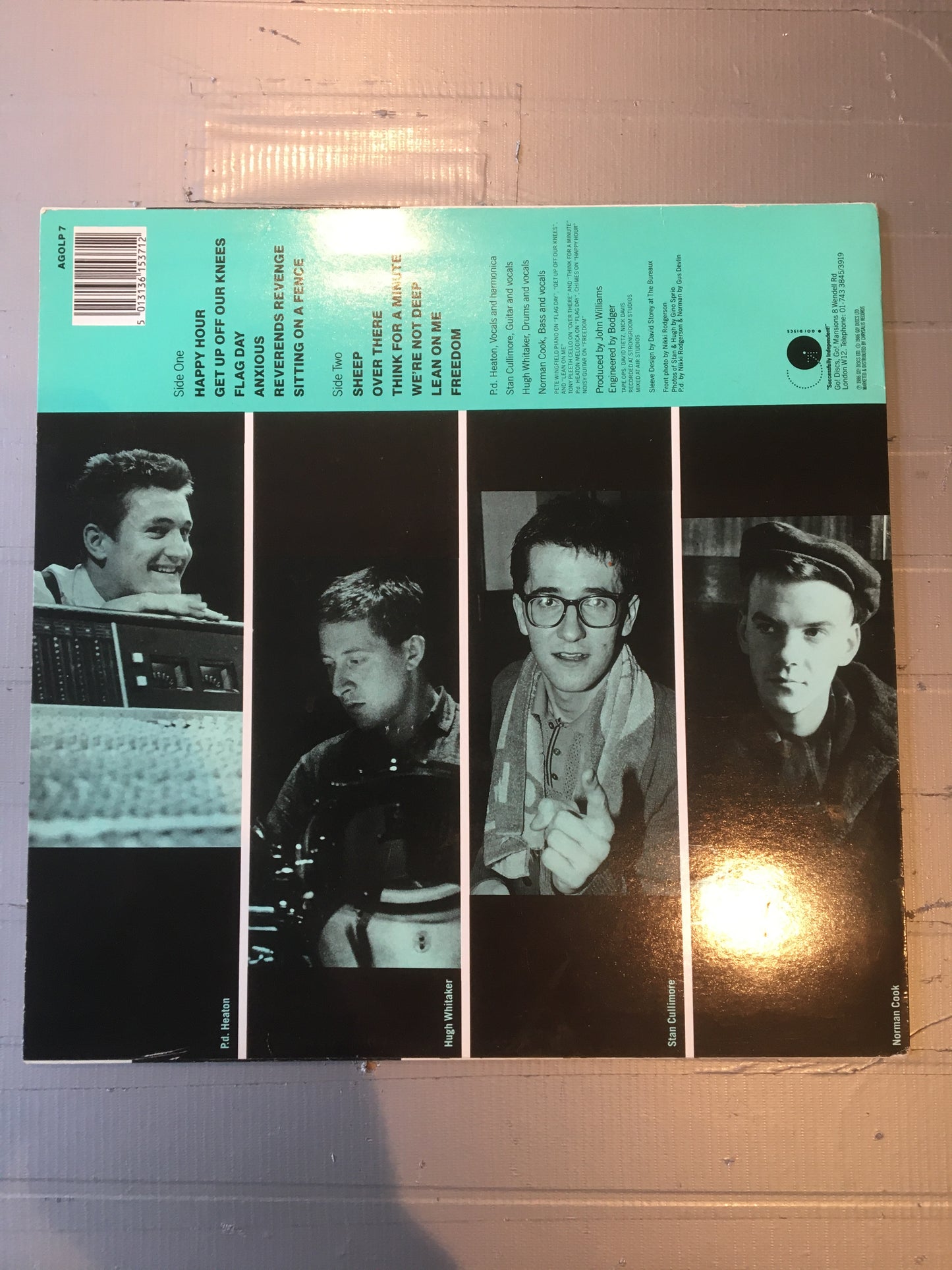 The HOUSEMARTINS LP LONDON 0 HULL 4
