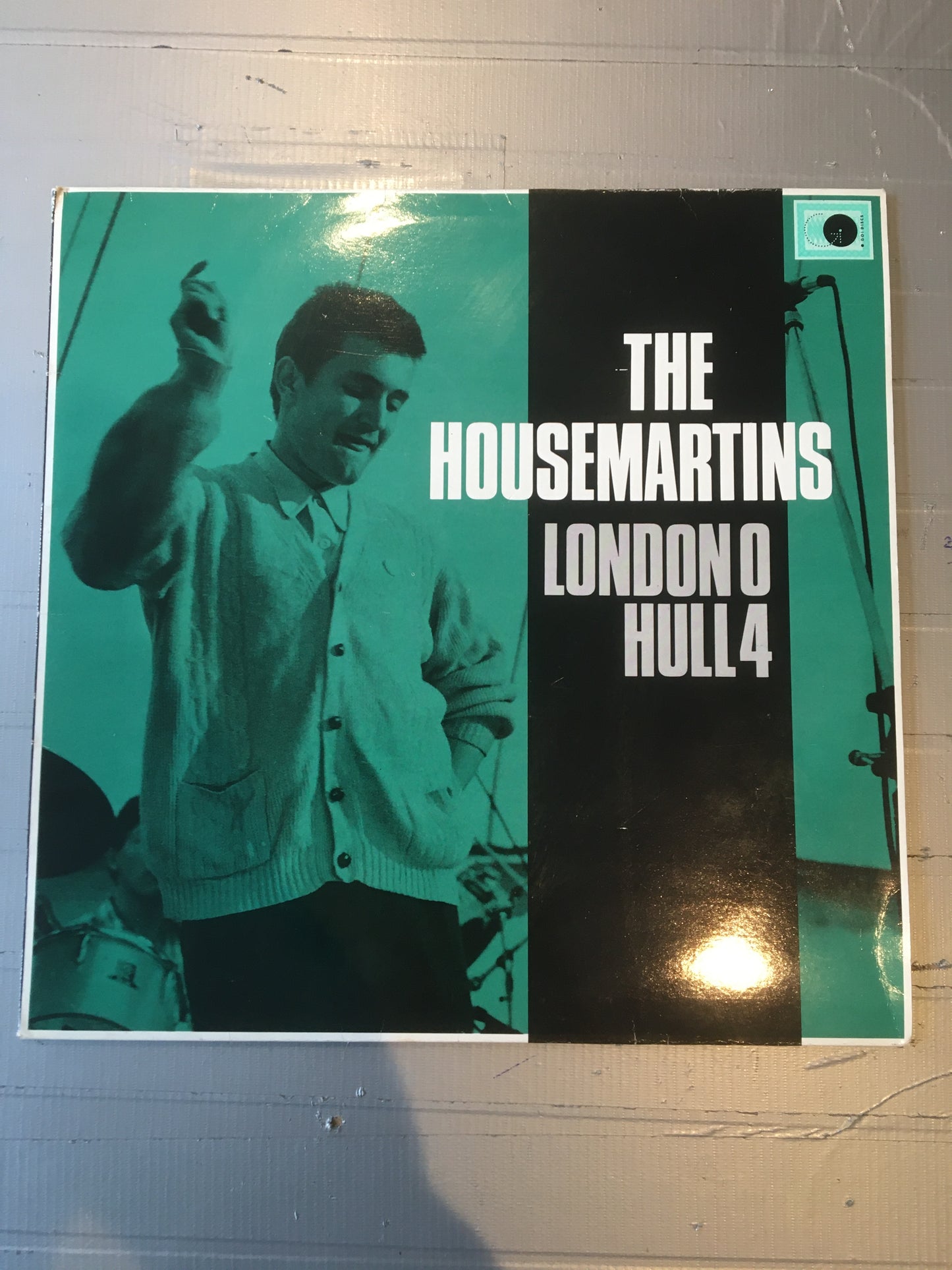 The HOUSEMARTINS LP LONDON 0 HULL 4