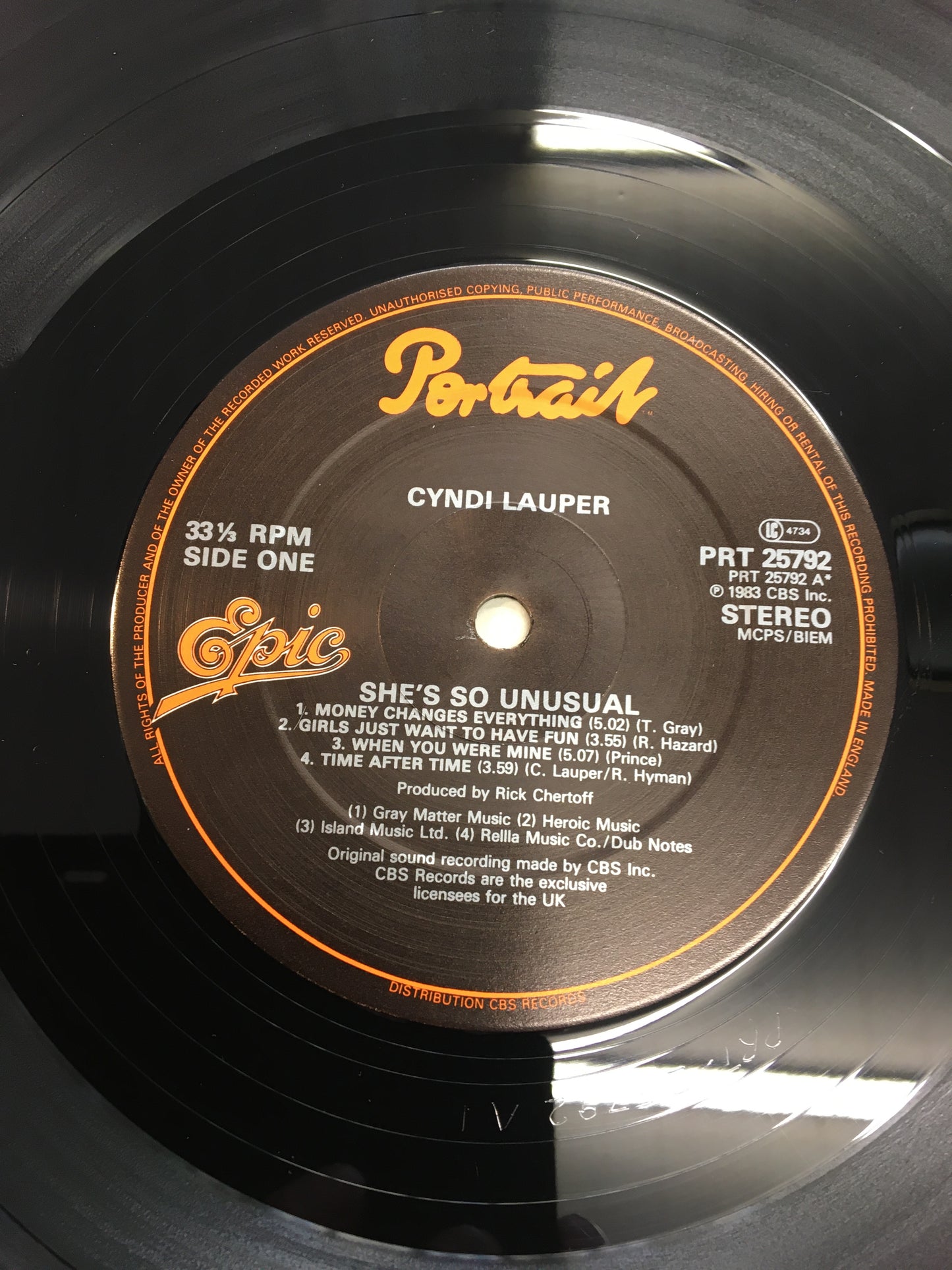 CYNDI LAUPER LP ; SHE’S SO UNUSUAL