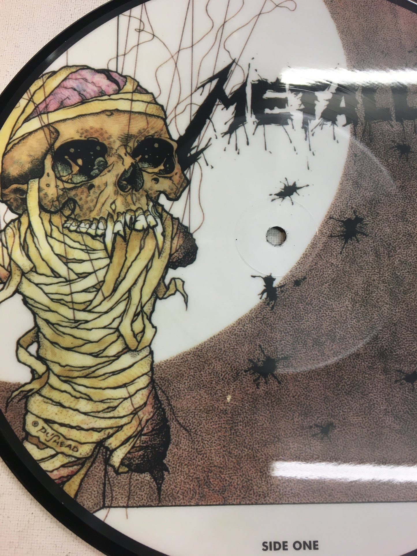 METALLICA 10” PICTURE DISC ; ONE